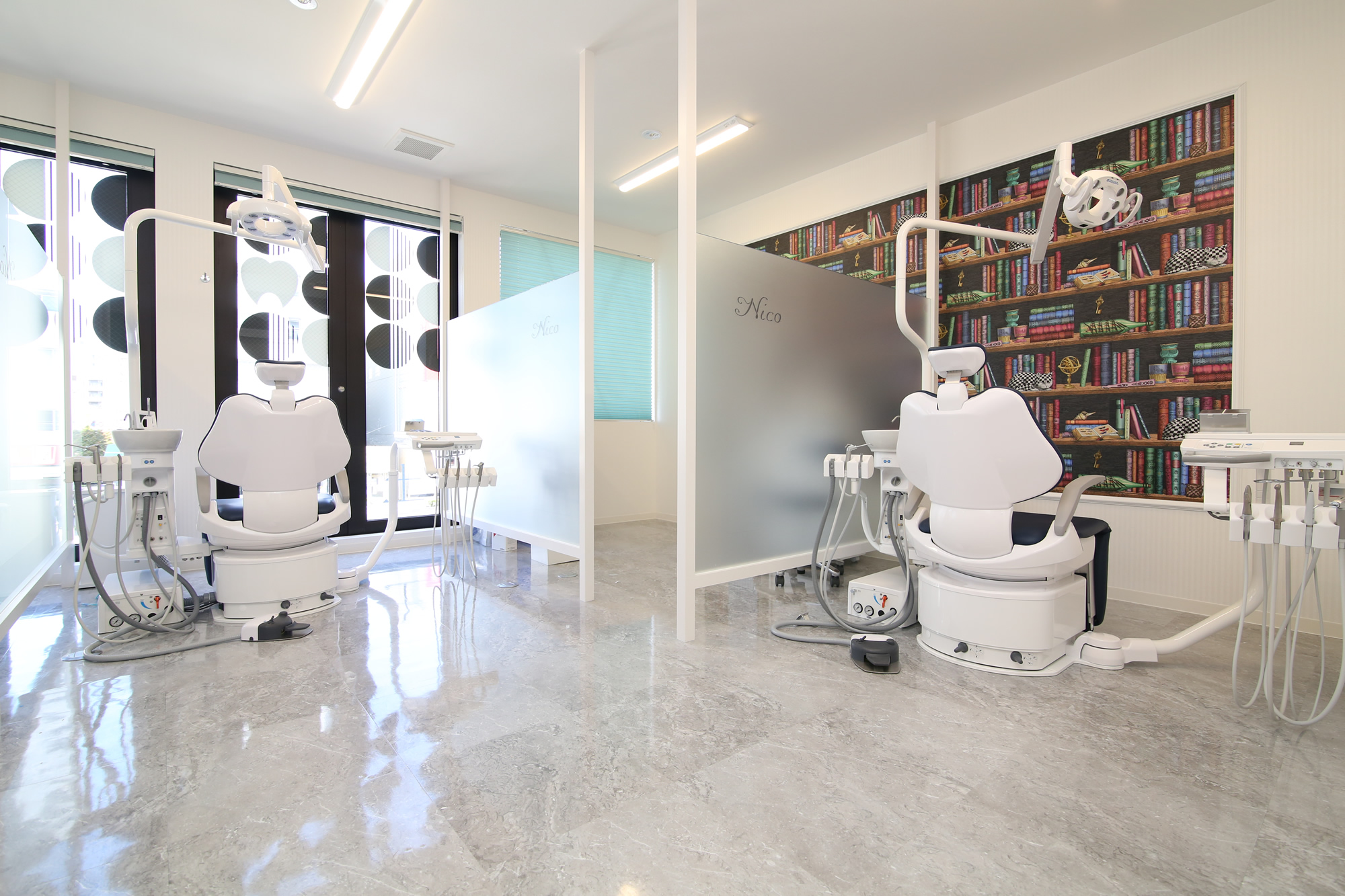 できる限り痛くない歯を残す治療を心がけています。